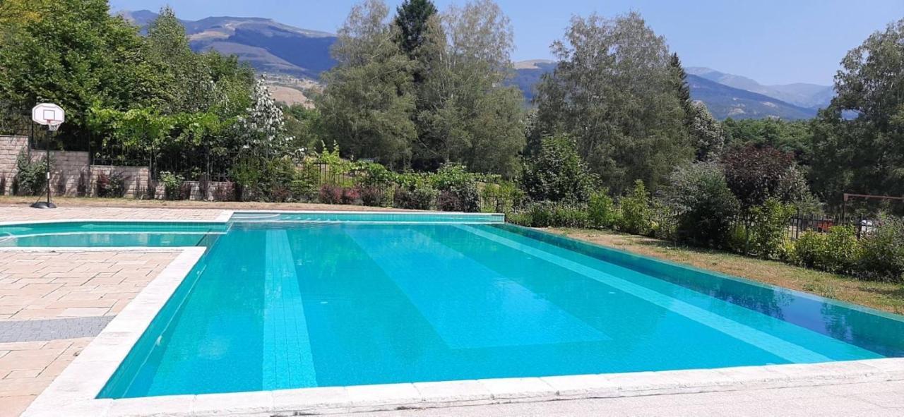 Комплекс Омайник Villa Kalofer Exteriör bild