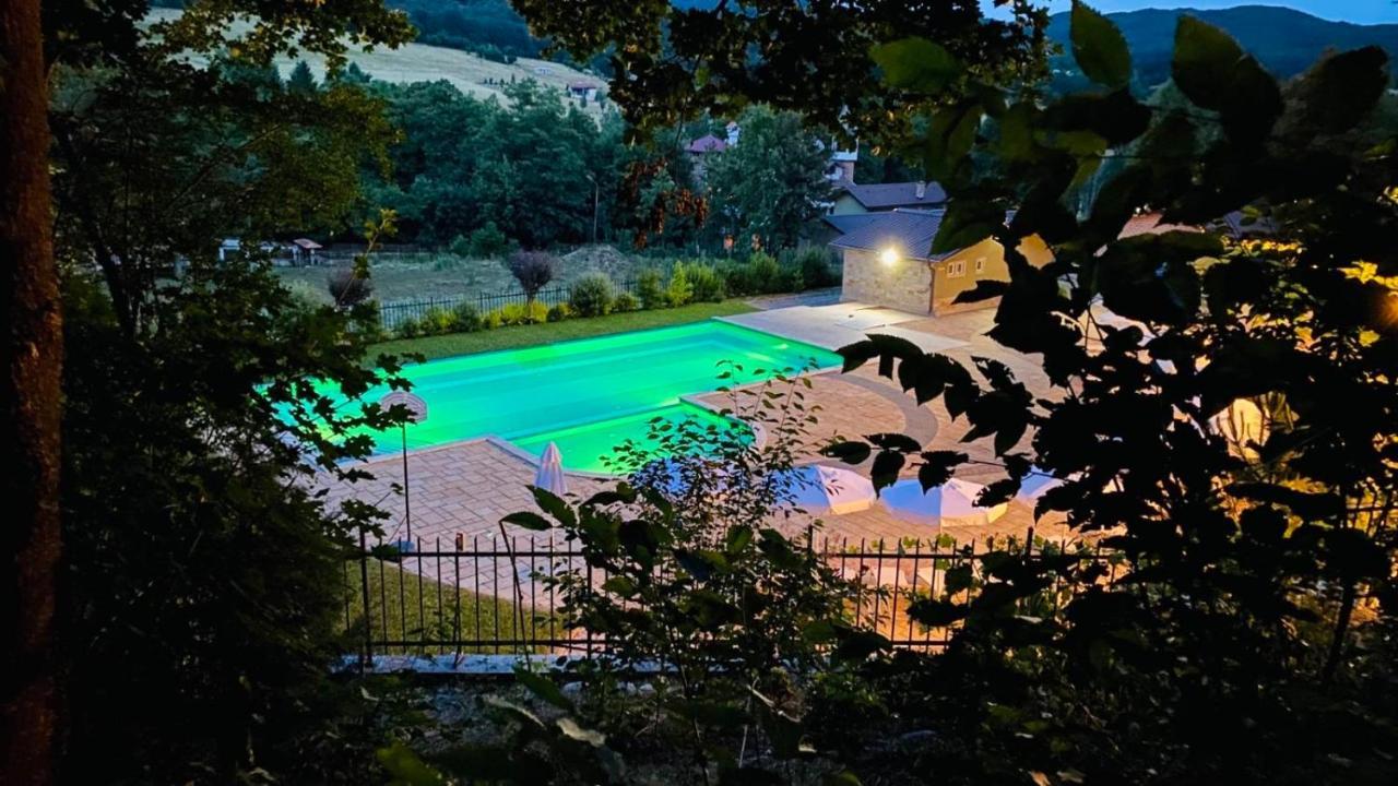 Комплекс Омайник Villa Kalofer Exteriör bild